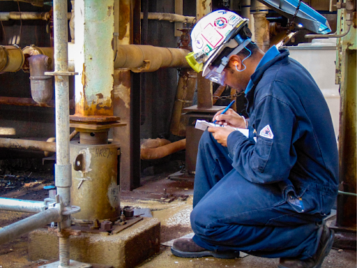 Field Engineer On-Site Inspection